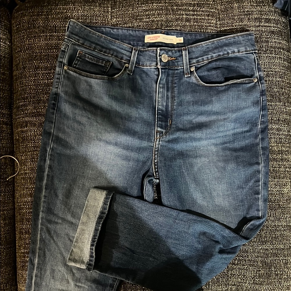 Levi's Women's Ankle Cropped Jeans - Faded Blue Wash